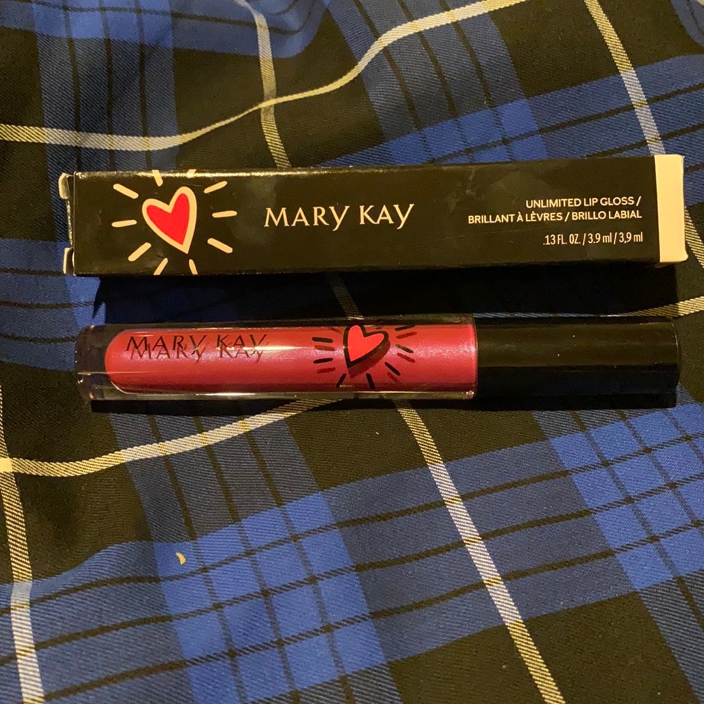 MK unlimited lip gloss hopeful lilac